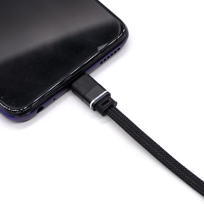 Vente en gros Nylon tressé trois en un câble 3 en 1 multifonction 2,4 V à chargement rapide USB charge câble de synchronisation de données pour Micro USB